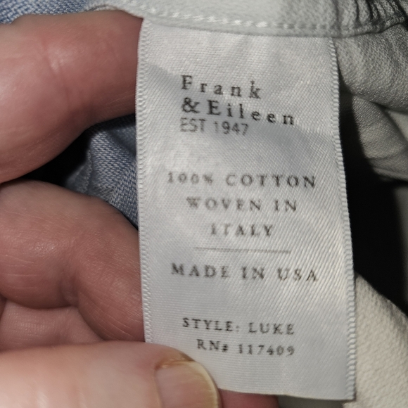 Frank & Eileen Dip Dye Chambray Button Up Shirt in Small - Picture 7 of 8